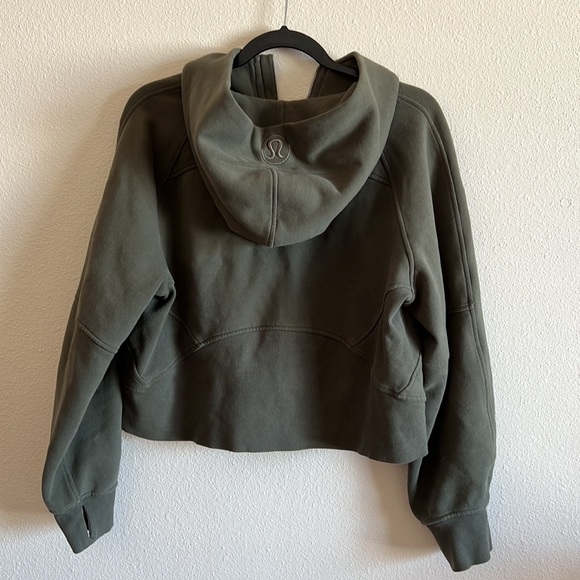 Lululemon Scuba Oversized Full-Zip Hoodie in army green - Picture 9 of 12